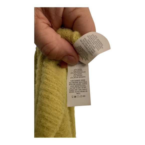 Women’s Aerie Buttercream crew sweater, size small - Picture 4 of 4